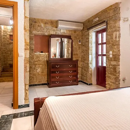 Maria Elena Iii Villa