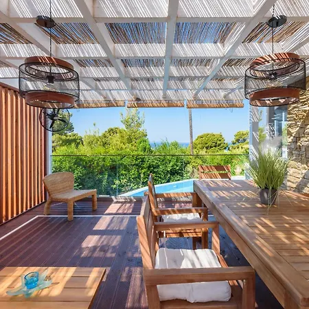 Maria Elena Iii Kalogriá