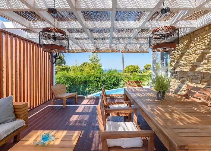 Maria Elena Iii Kalogria (Sithonia)