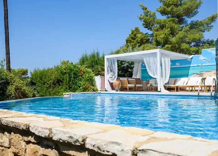 Maria Elena Iii Vilă